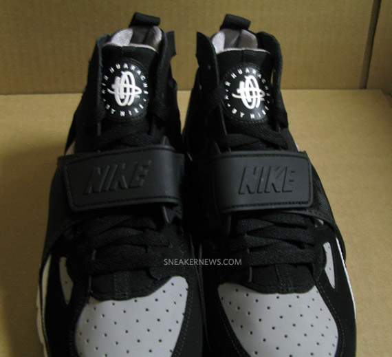 Nike Air Trainer Huarache Spring 2011 Preview 6