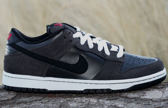 Nike Sb Dunk Drk Crc Blk Pri 01