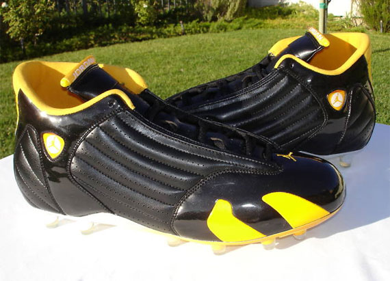 Air Jordan Xiv Jason Taylor Washington Redskins Pe Cleats 01