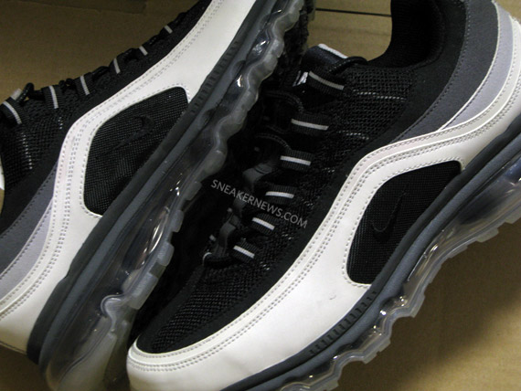 Nike Air Max 24/7 – White – Black – Grey – Spring 2011