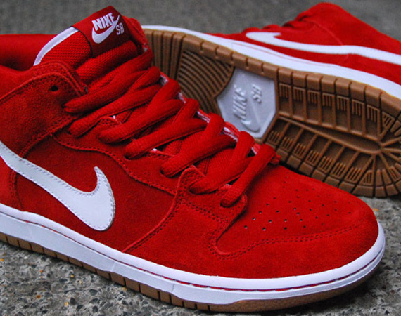 Nike SB Dunk Mid - Red - White - Gum Sole