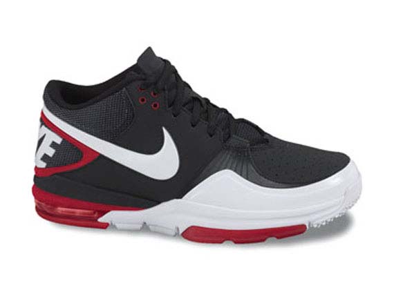 Nike Trainer 1.3 Fall 2011 04