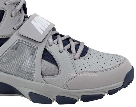 Nike Zoom Huarache Tr Mid Medium Grey Obsidian Metallic Silver 03