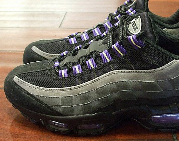 Nike Air Max 95 – Black – Dark Shadow – Medium Grey | Available