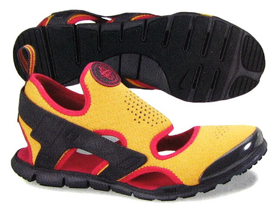 Nike Wmns Huarache Free Sandal 03