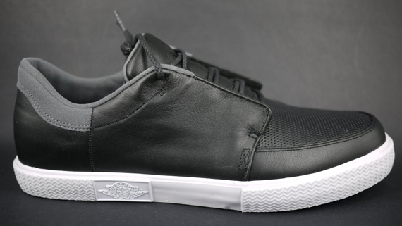 Jordan V.5 Grown Low Black Grey White 031