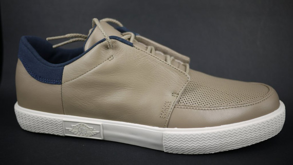 Jordan V.5 Grown Low Tan Navy 031
