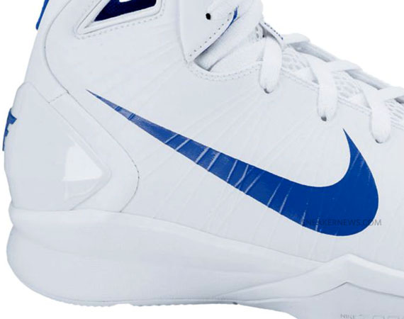 nike-hyperdunk-2010-white-varsity-royal-04 Nike Hyperdunk 2010 White Varsity Royal 04