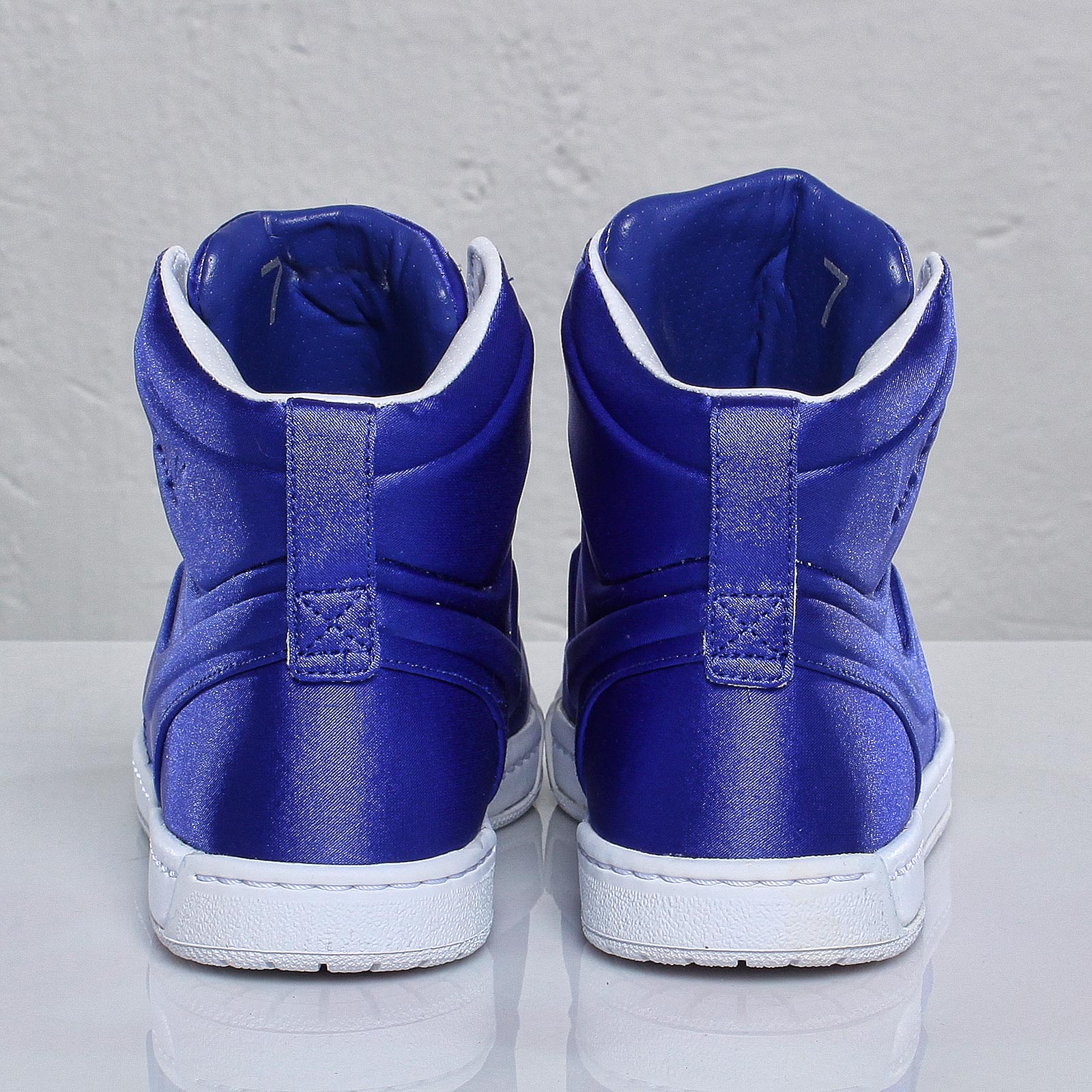 Nike Wmns Air Royalty Mid Vt Concord White 4