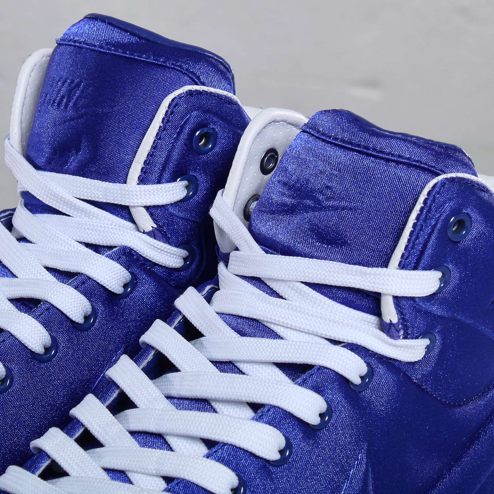 Nike Wmns Air Royalty Mid Vt Concord White 6