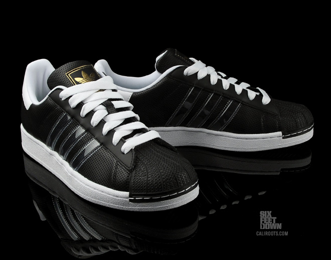 Adidas Originals Superstar Ii Is Black White Gold 2