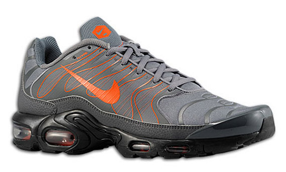 Nike Air Max Plus Cool Grey Total Orange 2