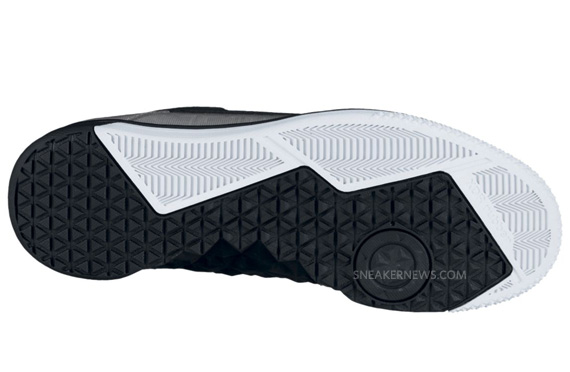 Nike Streetgato Premium Black Dark Shadow 01