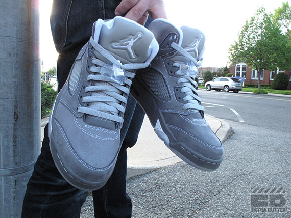 Air Jordan V Wolf Grey Release Reminder 03