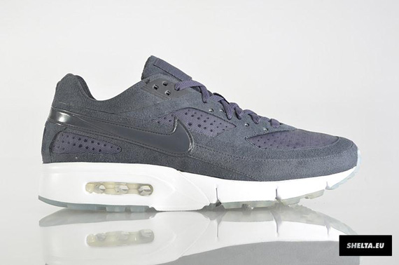 Nike Air Bw Gen Ii Gridiron Fff Pack 02