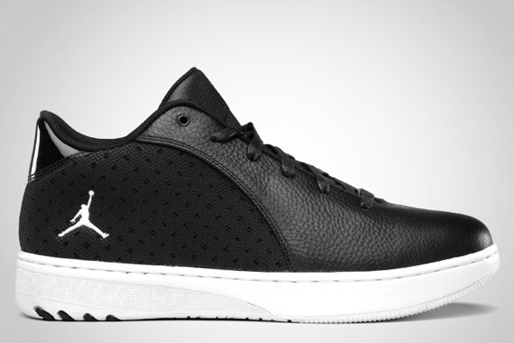 Jb August 2011 Footwear 03
