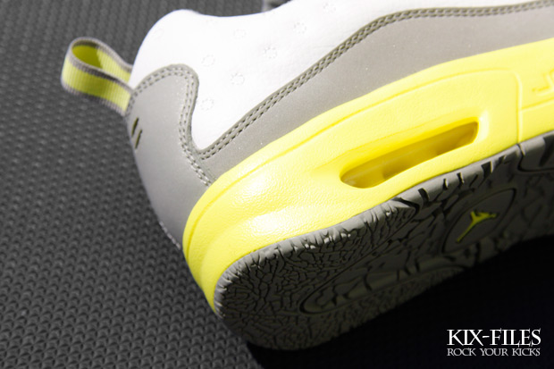 Nike Girls Jordan Cmft 13 Gs Lemon 5
