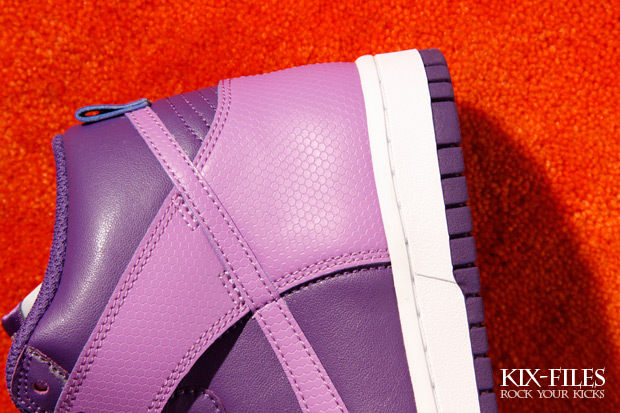 Nike Wmns Dunk Hi Tonal Purple 3
