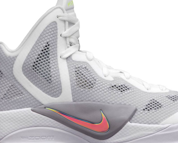 Nike Zoom Hyperfuse 2011 White Metallic Luster Wolf Grey Volt Team Red 02