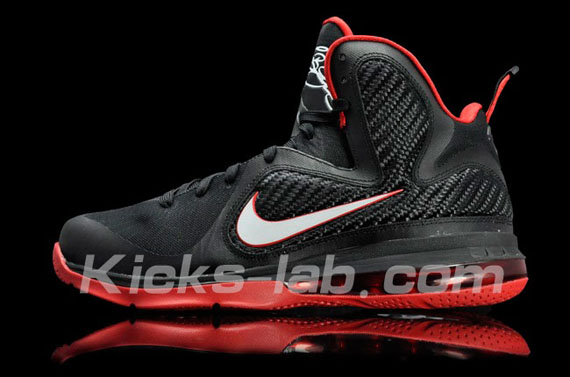 Nike LeBron 9 - Tech Info