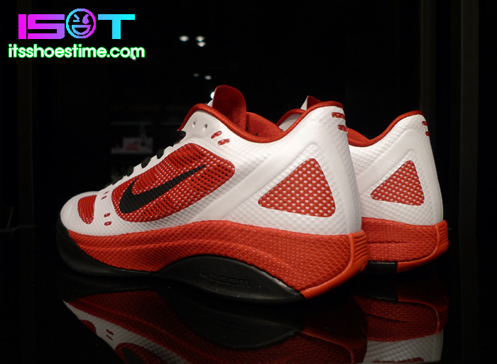 Nike Zoom Hyperfuse 2011 Low White Black Sport Red 3