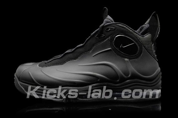 Nike Air Total Foamposite Max Black 01