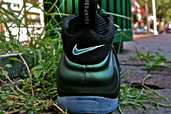Nike Foamposite Pine Moes 04