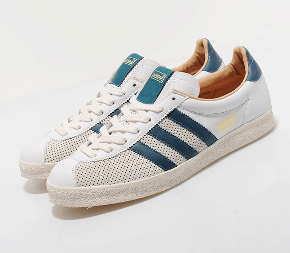 Adidas Ori Olympia Size 08