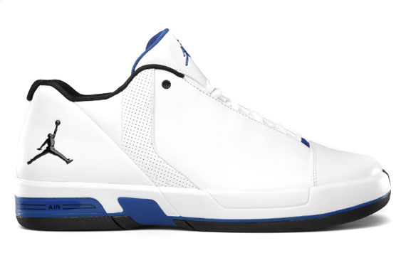 Jordan Te 3 Low White Royal Eastbay 01