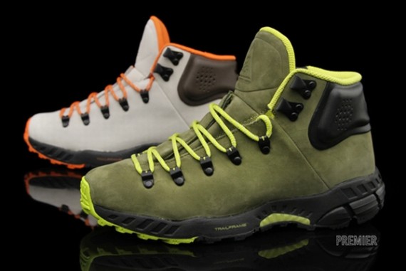 Nike ACG Zoom Meriwether - Available