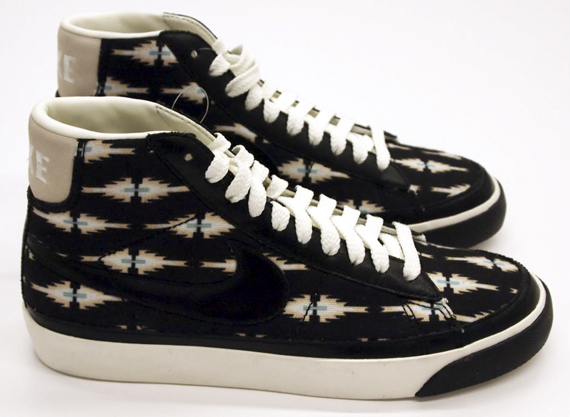 Nike Blazer Hi Black Aztec Pack 01