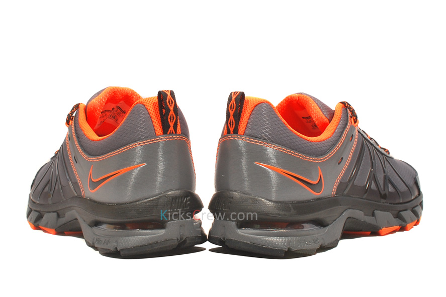 Nike Air Trail Ridge 2 Shield Dark Grey Black Total Orange 3