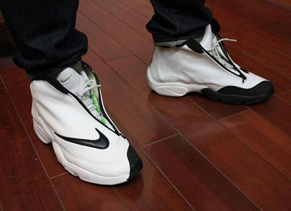 Nike Zoom Flight ’98 ‘The Glove’ – Returning October 2012