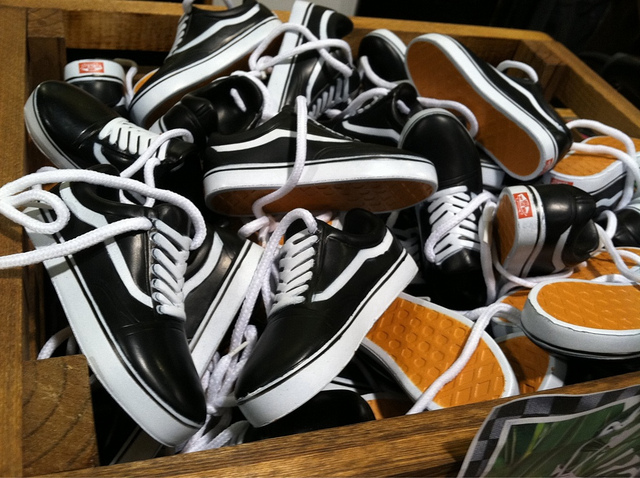 Vans Old Skool Christmas Tree Ornament 2