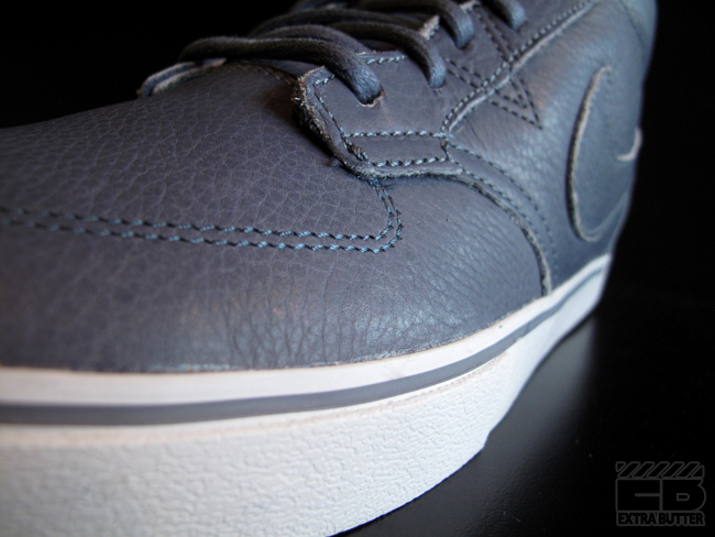 Nike 6.0 Holiday 2011 Braata Lr Mid