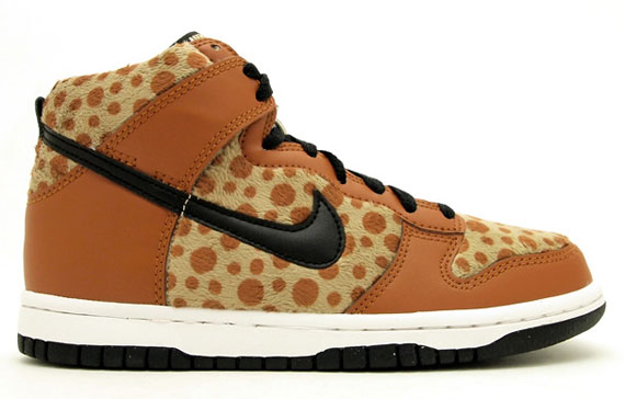 Nike Dunk High Gs Brown Polka Dots 2