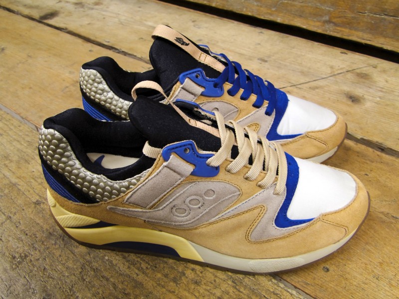 Bodega Saucony Elite Round 5 Grid 9000 1