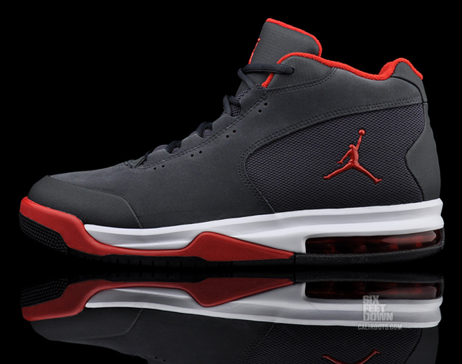 Jordan Big Fund Vis Rst Anthracite Varsity Red White Black 01