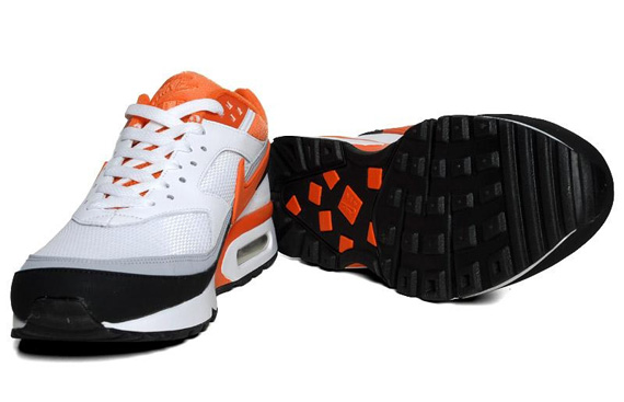 Nike Air Classic Bw White Orange Black 5