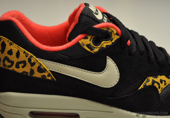 Nike Wmns Air Max 1 Black Leopard 4