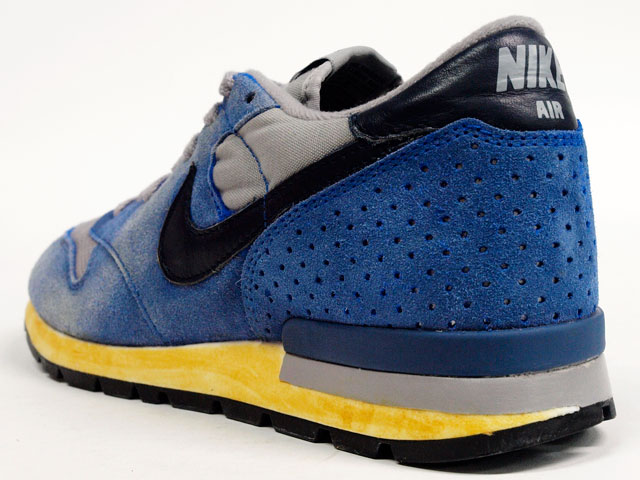 Nike Air Epic Vntg Qs Medium Grey Obsidian Pro Blue 2