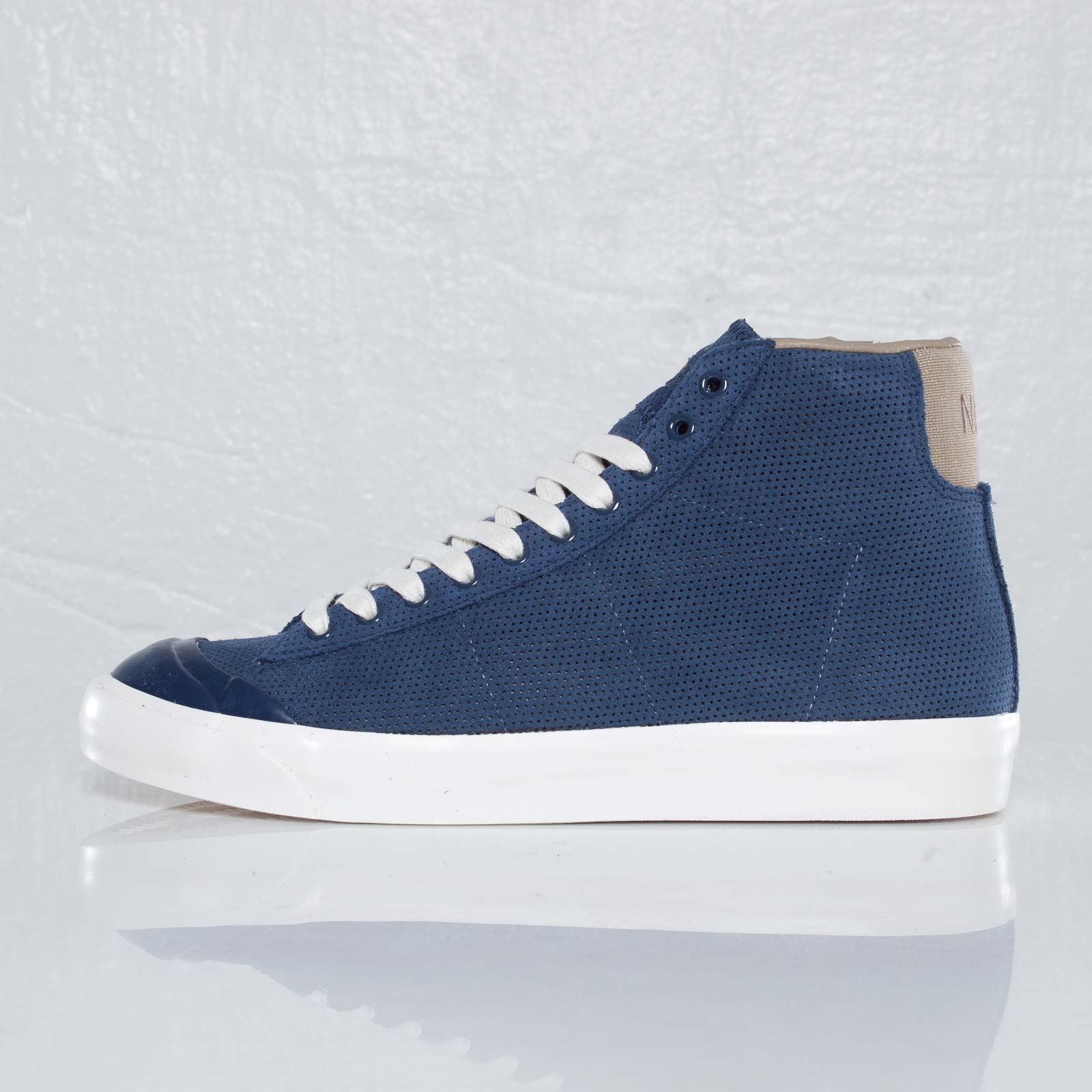 Nike Blazer Mid Ab Qs Midnight Navy Khaki Sail 1