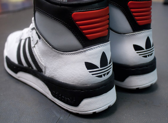 adidas Originals Conductor Hi - White - Black