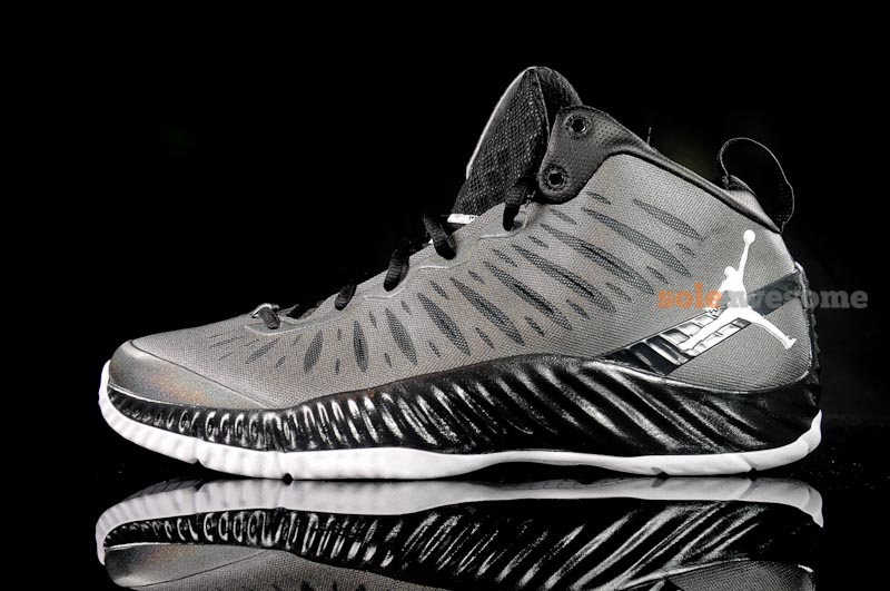 Jordan Super Fly Anthracite Black White 2