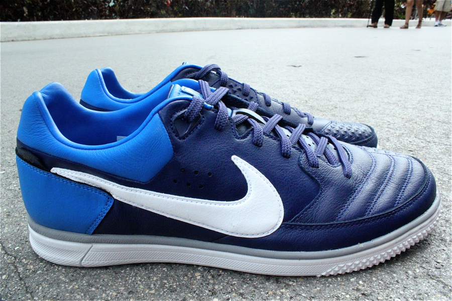 Nike Street Gato Loyal Blue White Soar 1