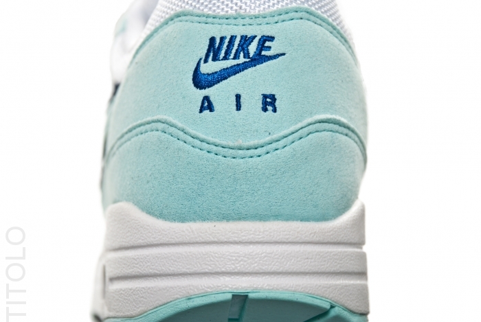 Nike Wmns Air Max 1 White Mint Candy Obsidian 3