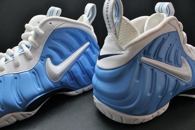 Nike Air Foamposite University Blue