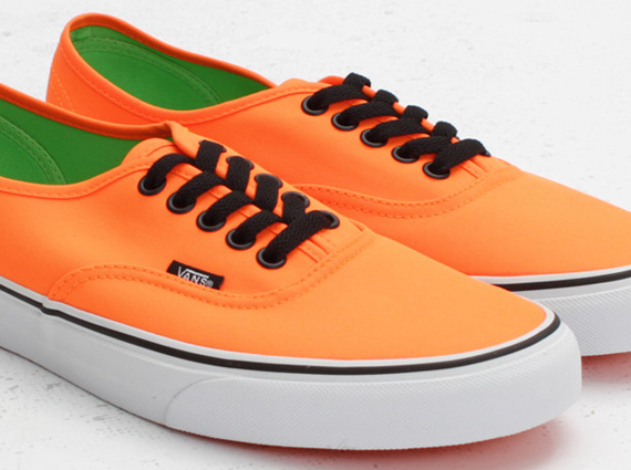 Vans Authentic – Neon Orange – Green