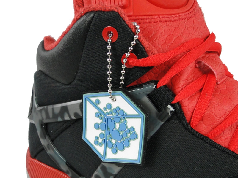 Marvel Reebok Pump Omni Lite Hls Red Skull 1