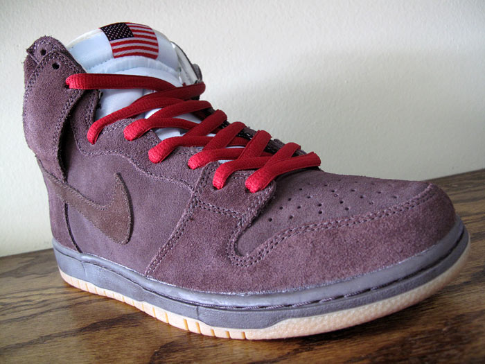 Nike Sb Dunk High Budweiser Available 3